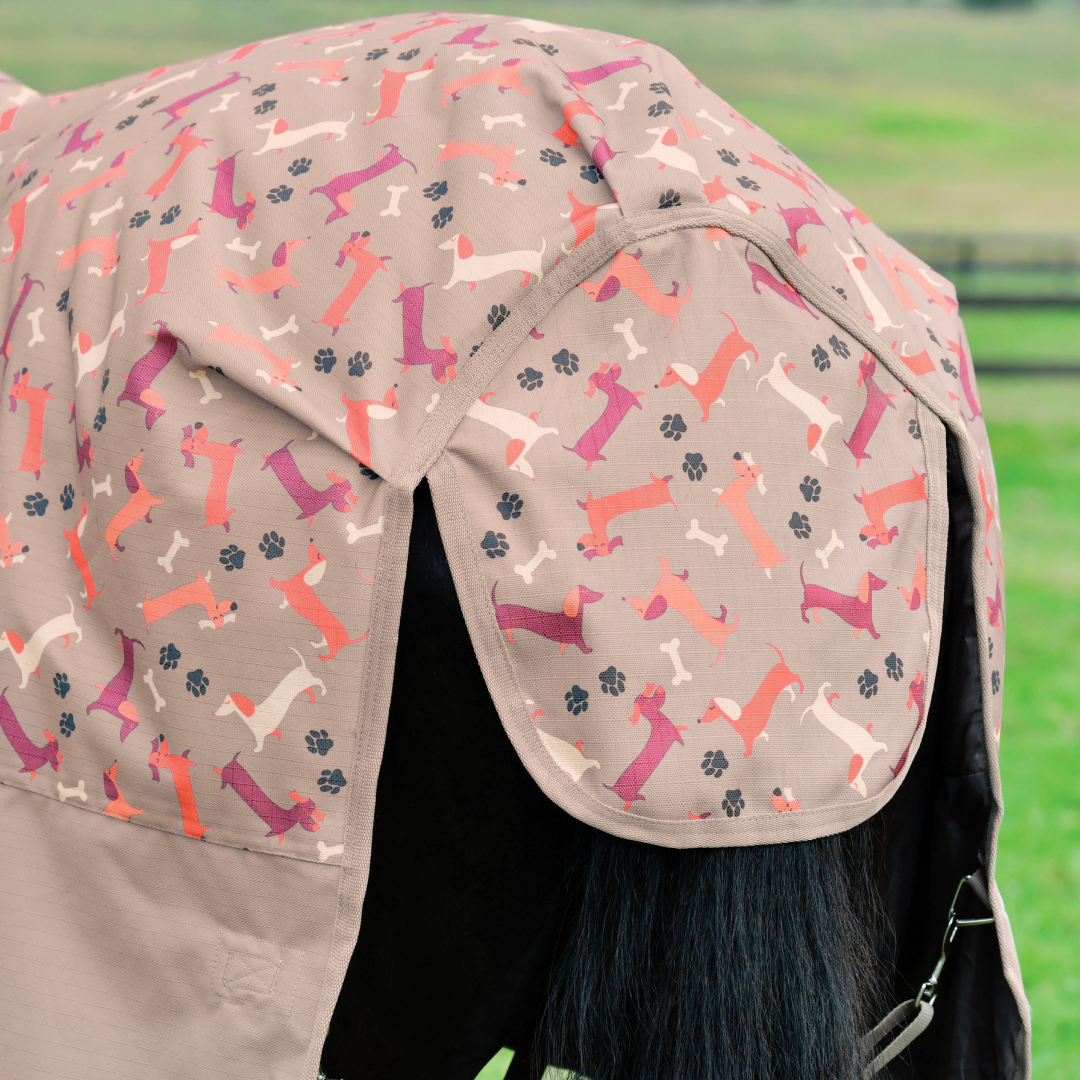 Weatherbeeta ComFiTec Essential Turnout Rug #colour_dachshund-print