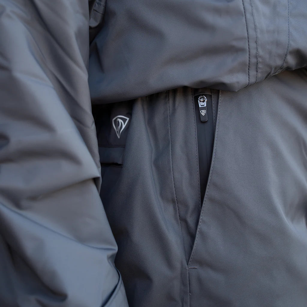 EQUIDRY Women's Lined Waterproof Trousers #colour_grey