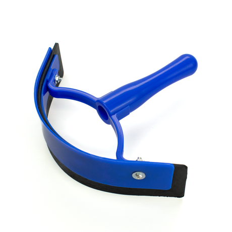 GS Equestrian & Country Plastic Sweat Scraper #colour_blue