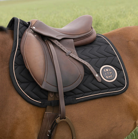 Equitheme Skolstart Saddle Cloth #colour_black