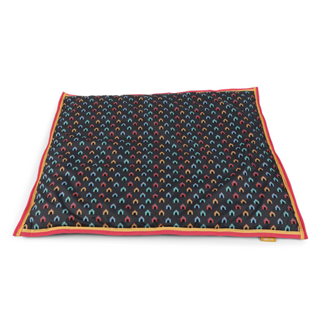 Shires Digby & Fox Waterproof Dog Bed #colour_dog-house
