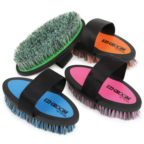 Shires Ezi-Groom Grip Body Brush
